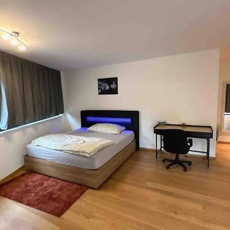 Neubau In Zuerich Oerlikon 아파트 외부 사진